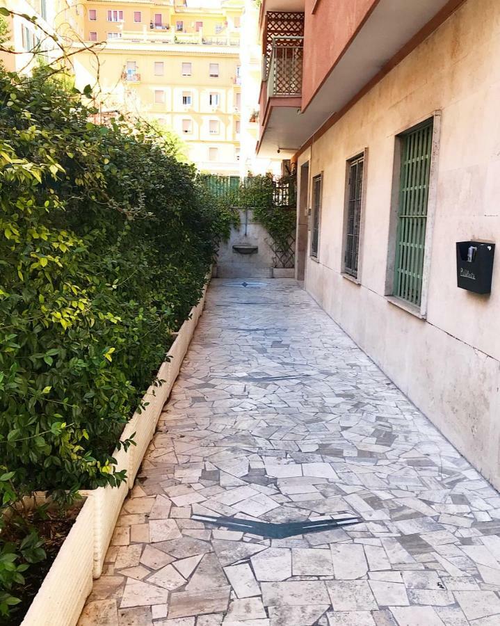 B&B Dea Flora Roma Zewnętrze zdjęcie